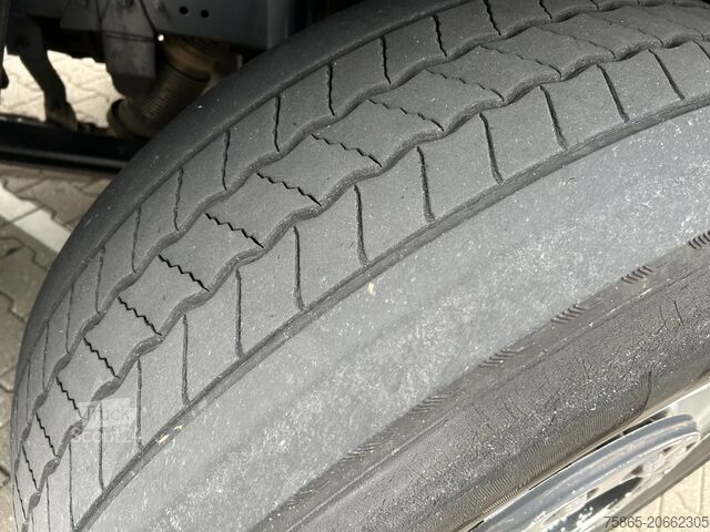 Standard-SZM DAF CF 410 FT Space Cab / 717 dkm / Euro 6D / APK T...