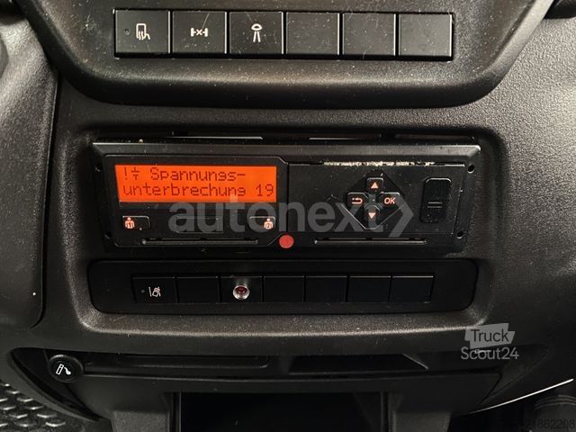 Verhollinen pakettiauto IVECO Daily 70C18H DoKa *Werkstatt* LBW+7-SITZE (5268)