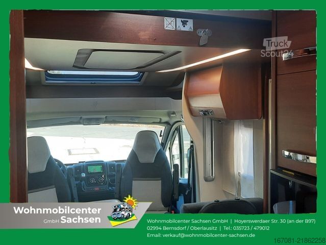 Yarı entegre karavan RAPIDO Serie 6F 666F