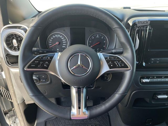 Minibús MERCEDES-BENZ Vito 119 Tourer PRO XL STANDHZ NAV KAMERA