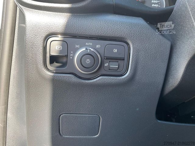 Minibús MERCEDES-BENZ Vito 119 Tourer PRO XL STANDHZ NAV KAMERA