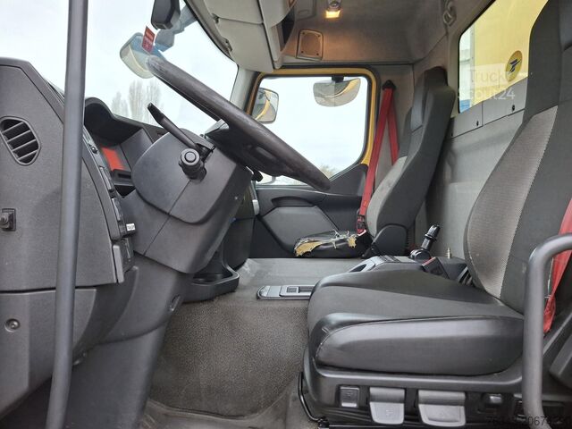 Kasa kamyonu RENAULT D19 WIDE 280 - E6