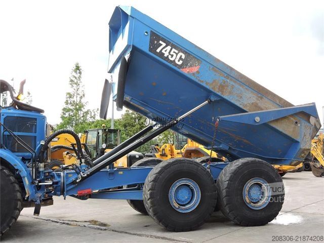 Sonstige CATERPILLAR 745C TAILGATE