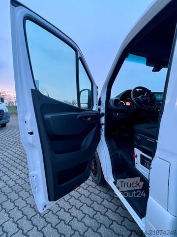 Пътна помощ MERCEDES-BENZ Sprinter 317 CDI+ Neuer Aufbau