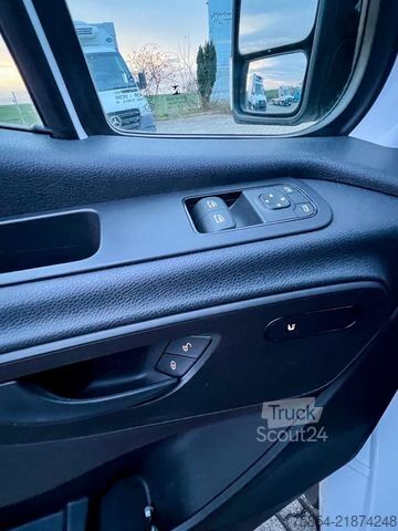 Ρυμουλκό όχημα MERCEDES-BENZ Sprinter 317 CDI+ Neuer Aufbau
