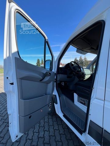 Hög tak skåpbil MERCEDES-BENZ Sprinter II Kasten 216CDI