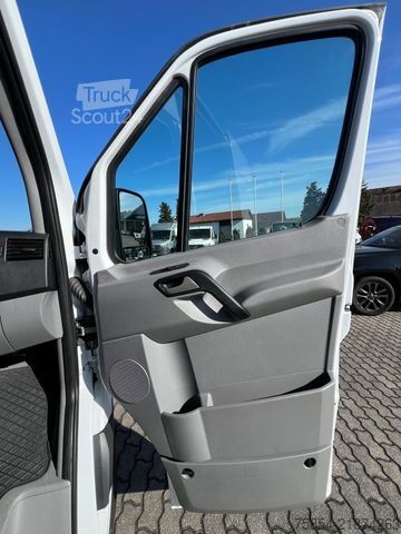 Hög tak skåpbil MERCEDES-BENZ Sprinter II Kasten 216CDI