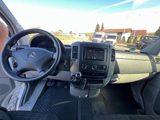 Hög tak skåpbil MERCEDES-BENZ Sprinter II Kasten 216CDI