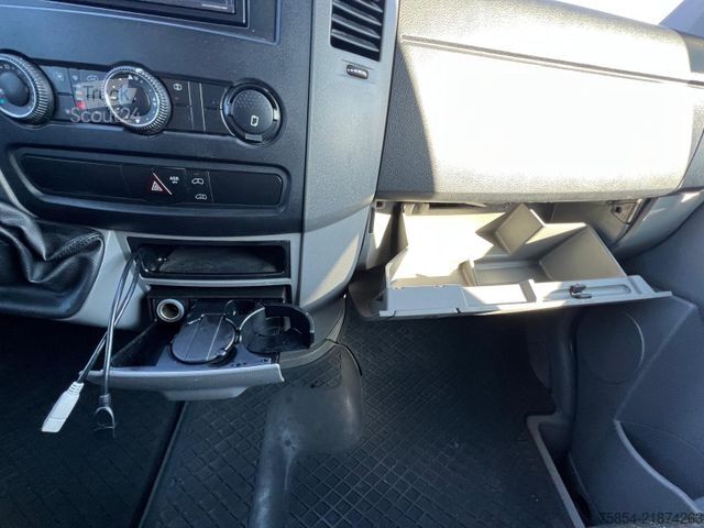 Hög tak skåpbil MERCEDES-BENZ Sprinter II Kasten 216CDI