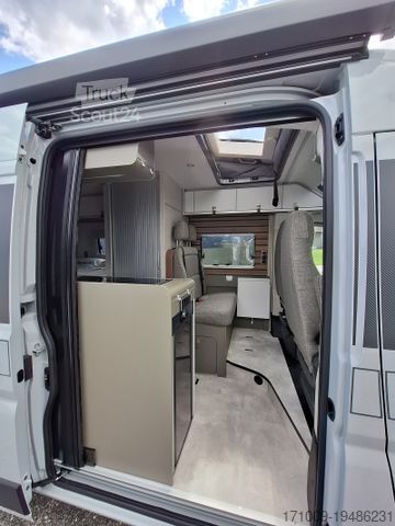 Kastenwagen Wohnmobil / Campervan HYMER/ERIBA Ayers Rock Fiat Fahrassistenz Premium Lithium