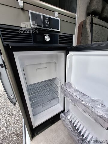 Kastenwagen Wohnmobil / Campervan HYMER/ERIBA Ayers Rock Fiat Fahrassistenz Premium Lithium