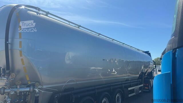 Silo semitrailer Spitzer SK2789 ZOC / 2019 / 89M3 / JUMBO/ GERMAN