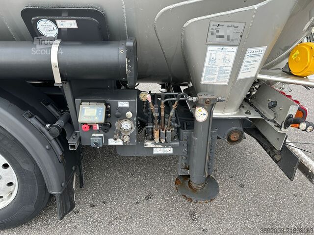 ημιρυμουλκούμενο σιλο Spitzer SK2789 ZOC / 2019 / 89M3 / JUMBO/ GERMAN