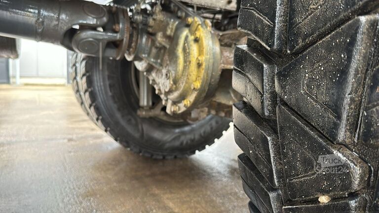 Châssis cabine Mercedes-Benz Actros 4141 (EPS / 3 PEDALES / 8X4 / LAMES / GR...