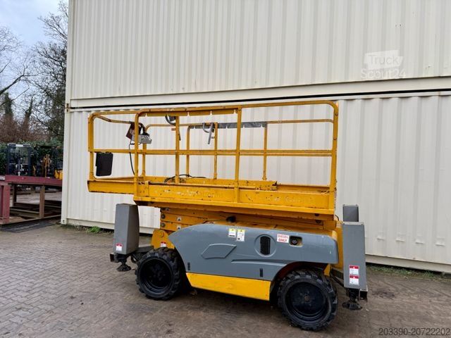 Radna platforma HAULOTTE Compact 10DX 4x4 Diesel / 10 Meter