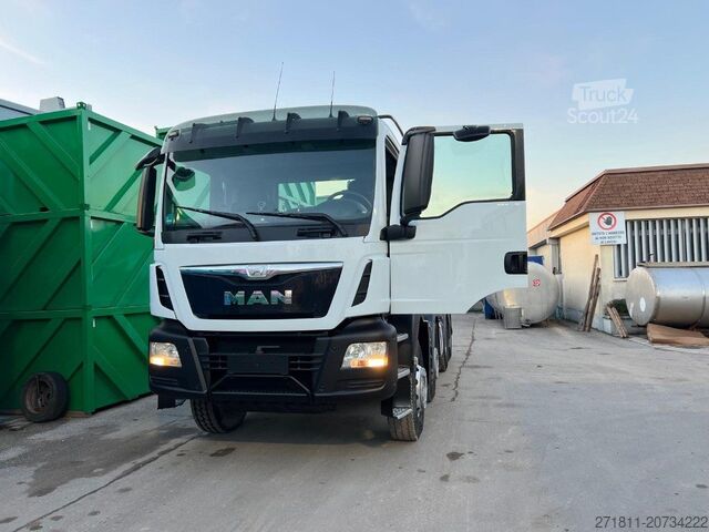 Roll-off tipper truck MAN MAN TGS 35.480 SCARRABILE USATO 8X4