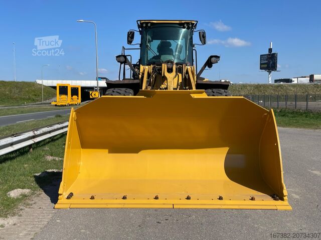 Riteņu iekrāvējs Caterpillar 972M XE - CE / new tires / new bucket edge