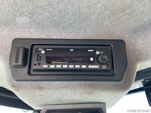 Riteņu iekrāvējs Caterpillar 972M XE - CE / new tires / new bucket edge