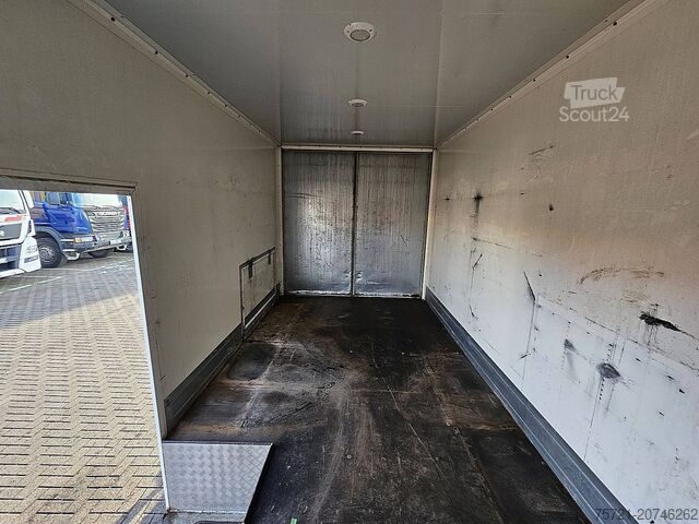 Gesloten bak VOLVO FL 240.12 TAILLIFT SIDE DOOR