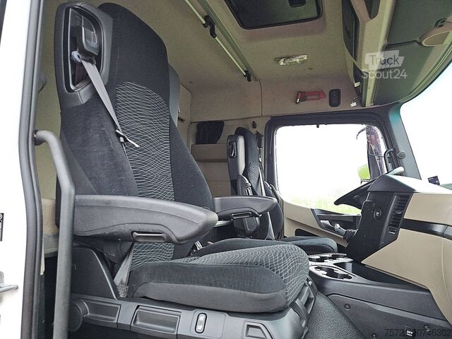 Standard-SZM MERCEDES-BENZ ACTROS 1840 ADR