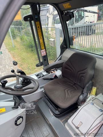 Riteņu iekrāvējs KRAMER Radlader 850 / 4x4 Klappschaufel+Gabel *TOP*