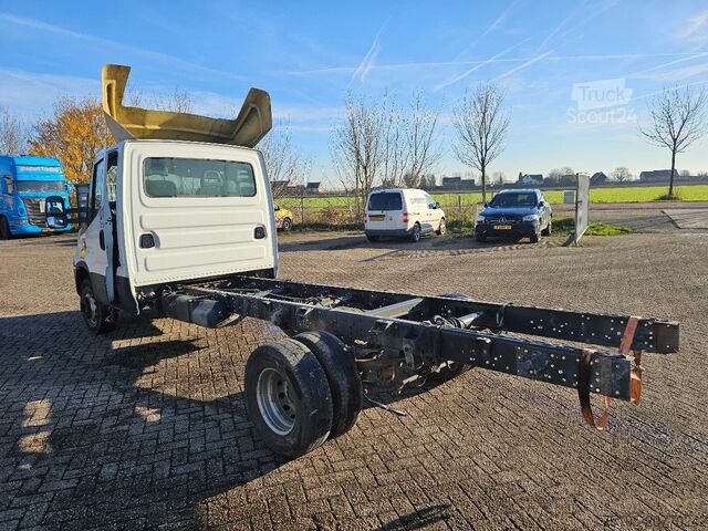 Chasis con cabina Iveco Daily IS70C12BA