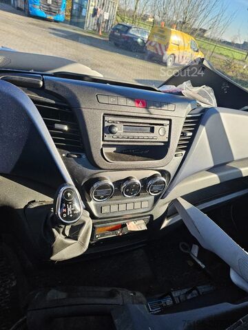 Chasis con cabina Iveco Daily IS70C12BA