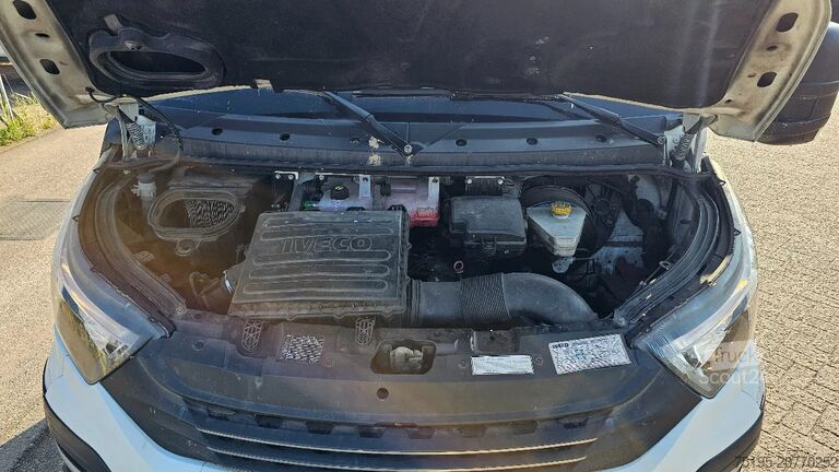 Chasis con cabina Iveco Daily IS70C12BA