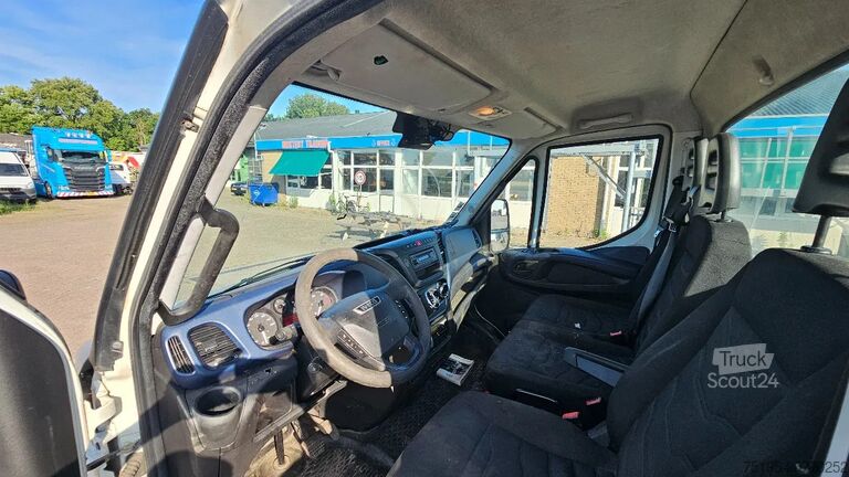 Chasis con cabina Iveco Daily IS70C12BA