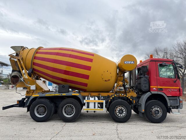 شاحنة خلاطة خرسانة Mercedes-Benz Actros 4141