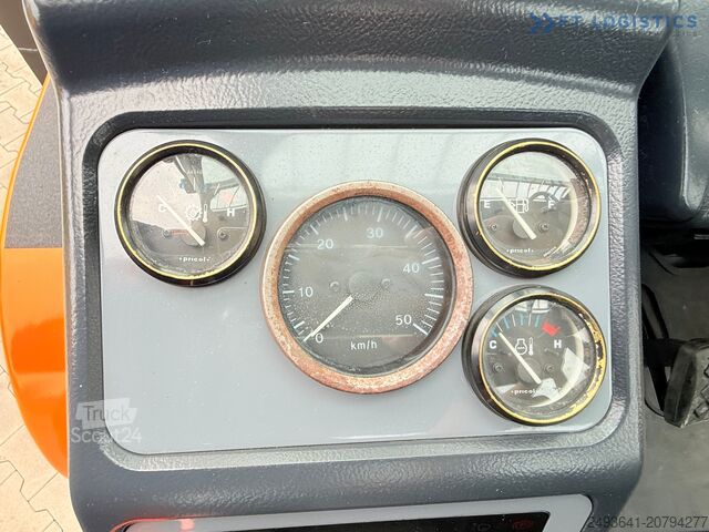 4 ratų šakinis krautuvas DOOSAN 70 / DUPLEX / FORK 2500MM / POSITIONER