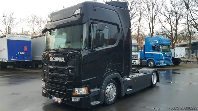 Cabeza tractora de gran volumen SCANIA R 450 Highline Lowliner SZM *Retarder*Standklima