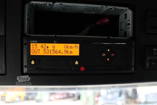 Camion plateau avec bâche MERCEDES-BENZ 1830 4x2 LL - Pritsche 7,05 m - Nr.: 770