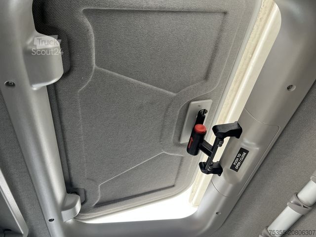 Camion frigorifique IVECO EC ML120EL22 6,65mEISWAGEN ThermoKingV500MAX ACC