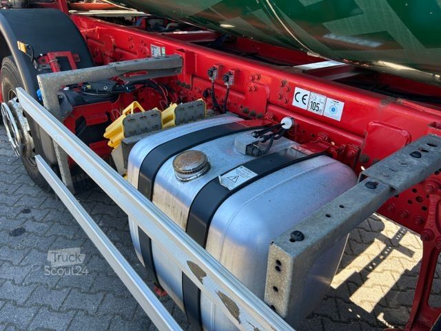 Smetiarske vozidlo MERCEDES-BENZ Arocs 3240 / 8x4x6 / Faun Rotopress 525 L