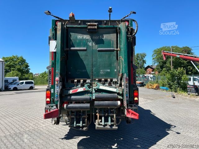 Camión de la basura MAN TGS 26.320 / Faun Variopress 524