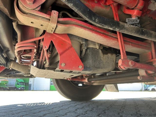 Camión de la basura MAN TGS 26.320 / Faun Variopress 524