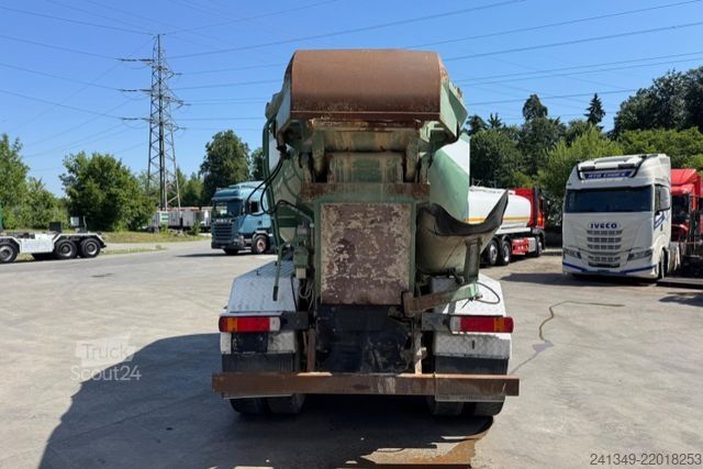 Camión para usos especiales SCANIA P380 8x4 Silo 12m3