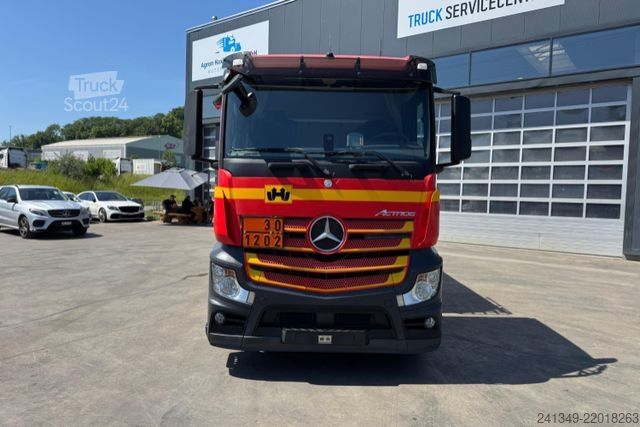Camion-citerne MERCEDES-BENZ Actros 2551 6x2 Tank 21'600L