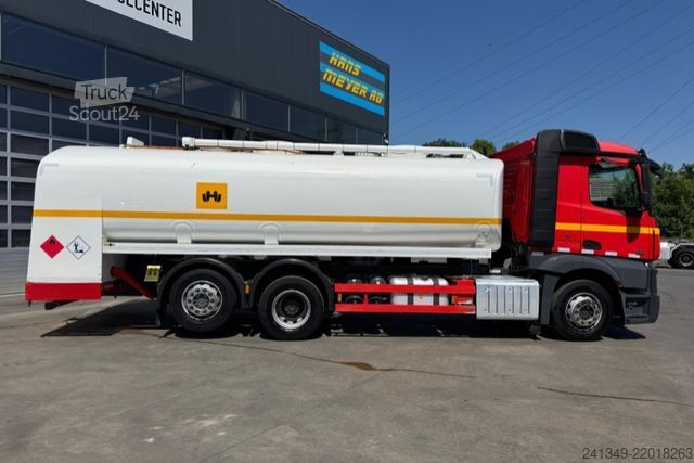 Camion-citerne MERCEDES-BENZ Actros 2551 6x2 Tank 21'600L