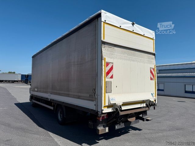 Kamion sa ravnom platformom i ceradom DAF LF 260 LBW BLATT/LUFT KLIMA