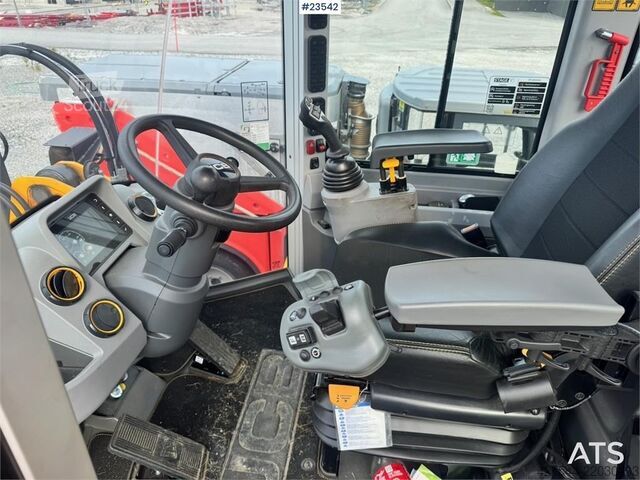 Wheel loader JCB 413S
