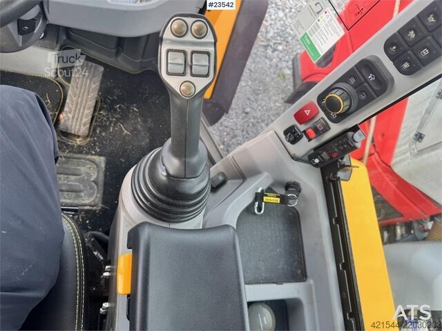 Wheel loader JCB 413S