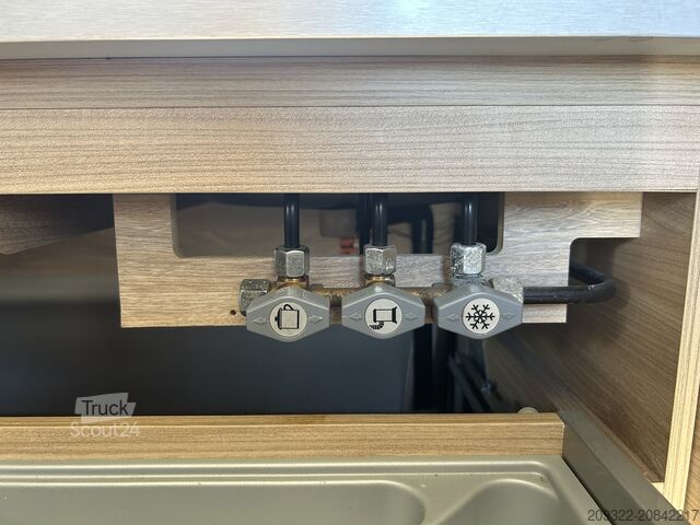 Half-integraal camper Fiat Ducato Carasuite 650 MF | 5 Posti | Completamente Accessoriat