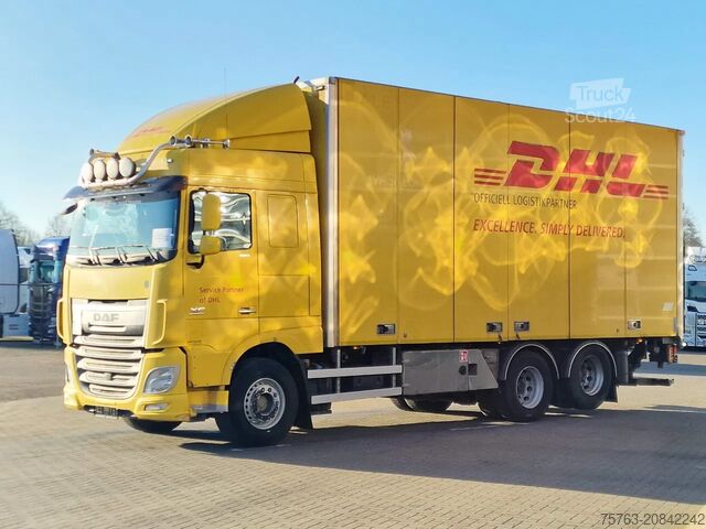 Koffer DAF XF 510 SpaceCab 6x2 - Box with side doors - Loa...