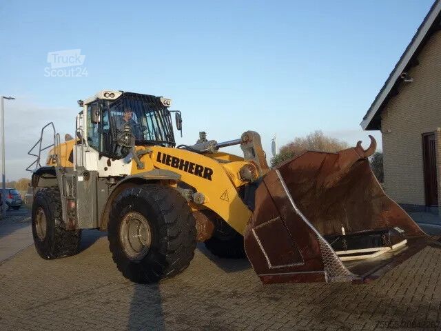 Lader Liebherr L576X POWER,SNELWISSEL SYSTEEM,AIRCO