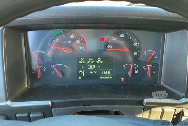 Tanker truck Volvo FM 370 4X2 VOLVO FM 370 plus oplegger OG-96-PG