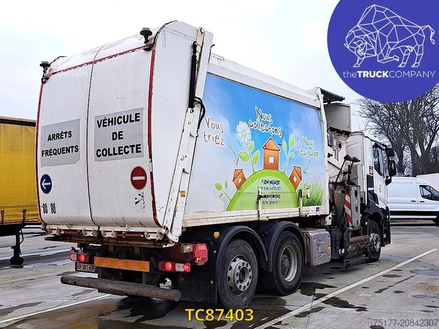 Véhicule de collecte des déchets Renault C 380