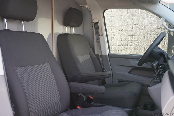 Delivery van Volkswagen Transporter 2.0 TDI 150PK Automaat - EURO 6 - A...