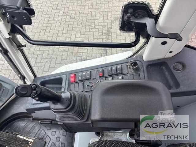 Yardlader Claas TORION 644 SINUS